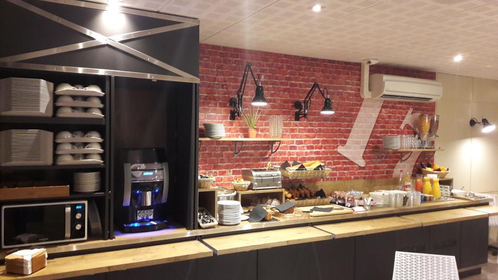 Brit Hotel La Rochelle Perigny ภายนอก รูปภาพ